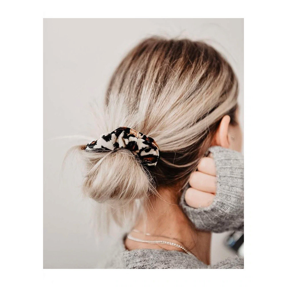 Invisibobble Sprunchie Vintage-Haar-Gummiband aus Leoparden-Samt | Hair  Gallery